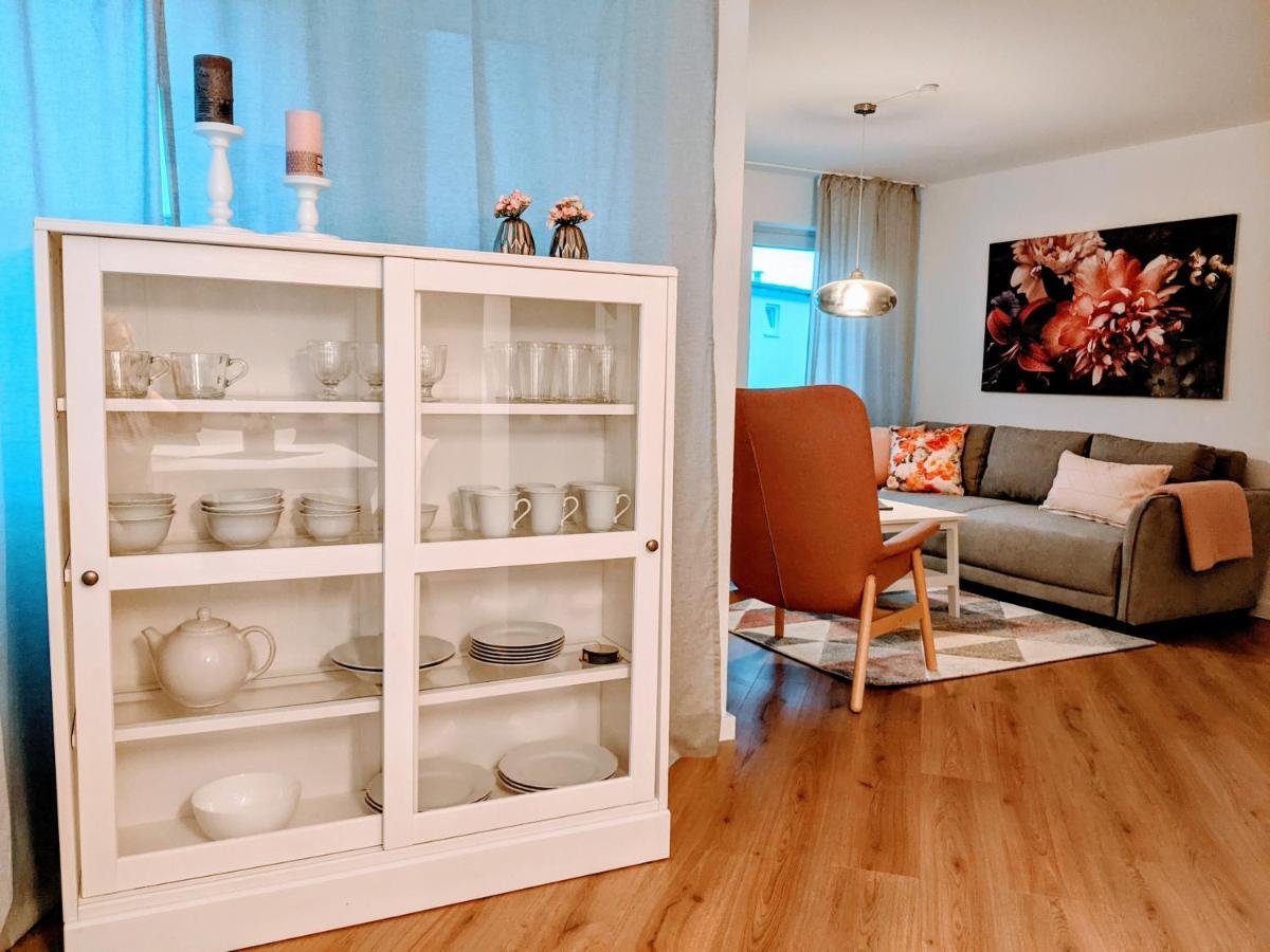 Cozy Apartment With Parking Garage Near Outlet Мецинген Екстериор снимка