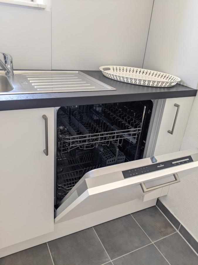 Cozy Apartment With Parking Garage Near Outlet Мецинген Екстериор снимка