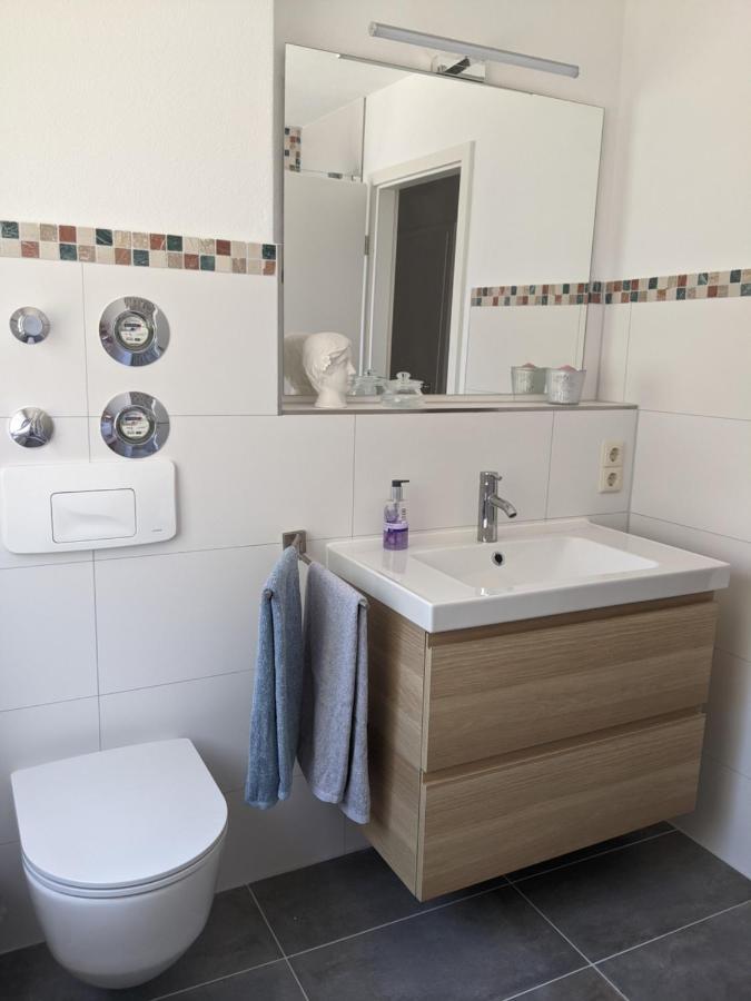 Cozy Apartment With Parking Garage Near Outlet Мецинген Екстериор снимка